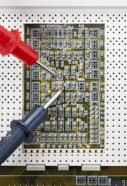 Verification testing of electronic boards — Stock Photo, Image