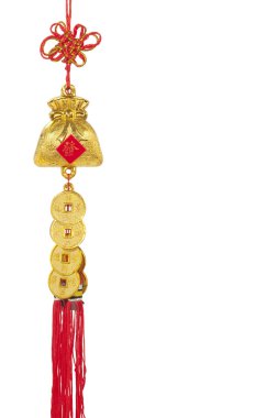 Çin şanslı düğüm üzerinde beyaz izole.