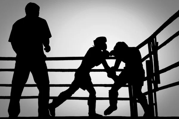 Силуэт-боксерский бой — стоковое фото