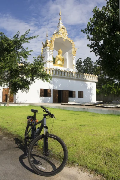 Bicycle travel around in chiang mai ,Thailand — Stock Photo, Image