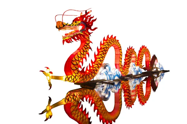Chinese draak lantaarn in vijver — Stockfoto