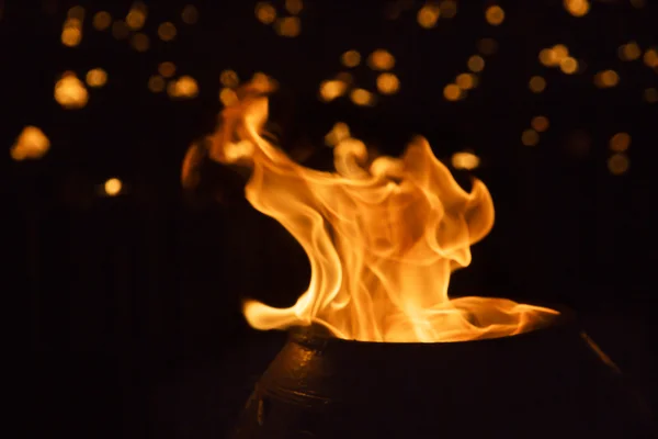 Flamme bei religiöser Zeremonie. — Stockfoto