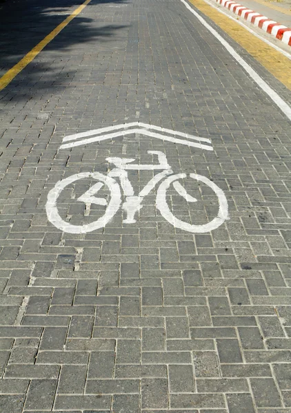 Fiets rijstrook in het centrum van — Stockfoto