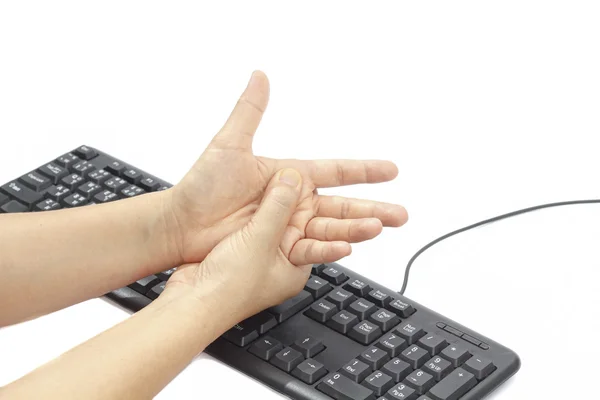 Pijnlijke hand als gevolg van langdurig gebruik van toetsenbord en muis. — Stockfoto