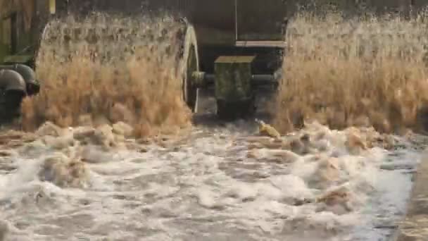 Planta de tratamiento de aguas residuales . — Vídeos de Stock