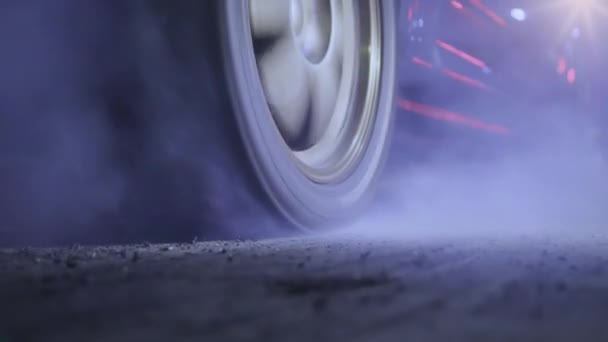 Gangsters Car Burning Tire Street Downtown — Vídeo de Stock