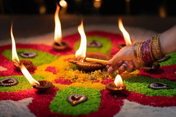Traditional Diya Lamps Lit Diwali Celebration — Stock Photo, Image