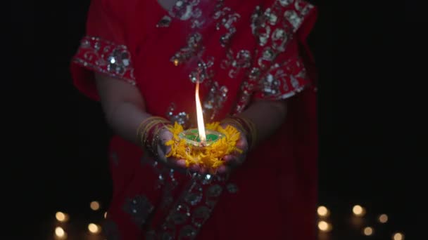Traditionele Diya Lampen Aangestoken Tijdens Diwali Viering — Stockvideo