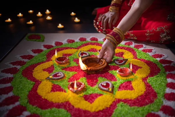 Lámparas Diya Tradicionales Encendidas Durante Celebración Diwali — Foto de Stock