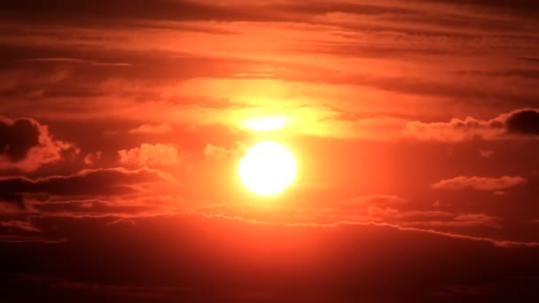 Coucher de soleil nuageux — Video