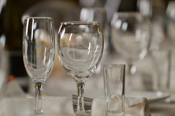 Masa de cristal fin Setarea la un restaurant — Fotografie, imagine de stoc