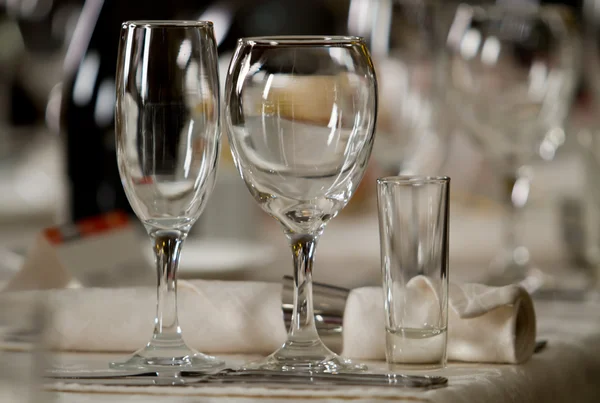 Masa de cristal fin Setarea la un restaurant — Fotografie, imagine de stoc