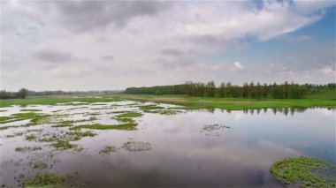 uçan bahar Nehri