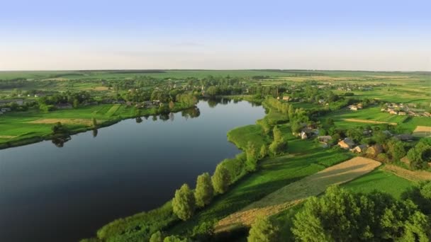 Villaggio con vista a volo d'uccello — Video Stock