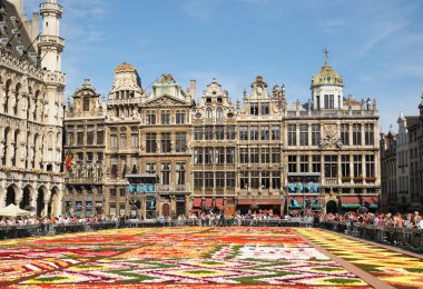Afrika Tema çiçek halı grand place üzerinde tüm dünyaya gelen turistler hayran