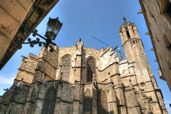 Cathédrale de Barcelone par temps clair — Photo