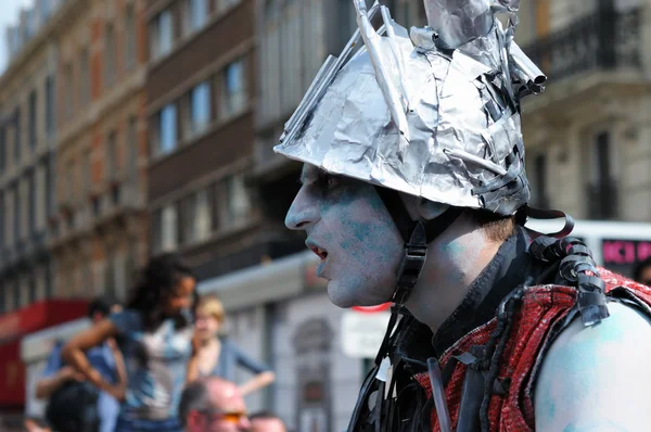 Unknown participant plays role of zombie at Zinneke Parade on May 19, 2012 in Brussels — Stock Photo, Image