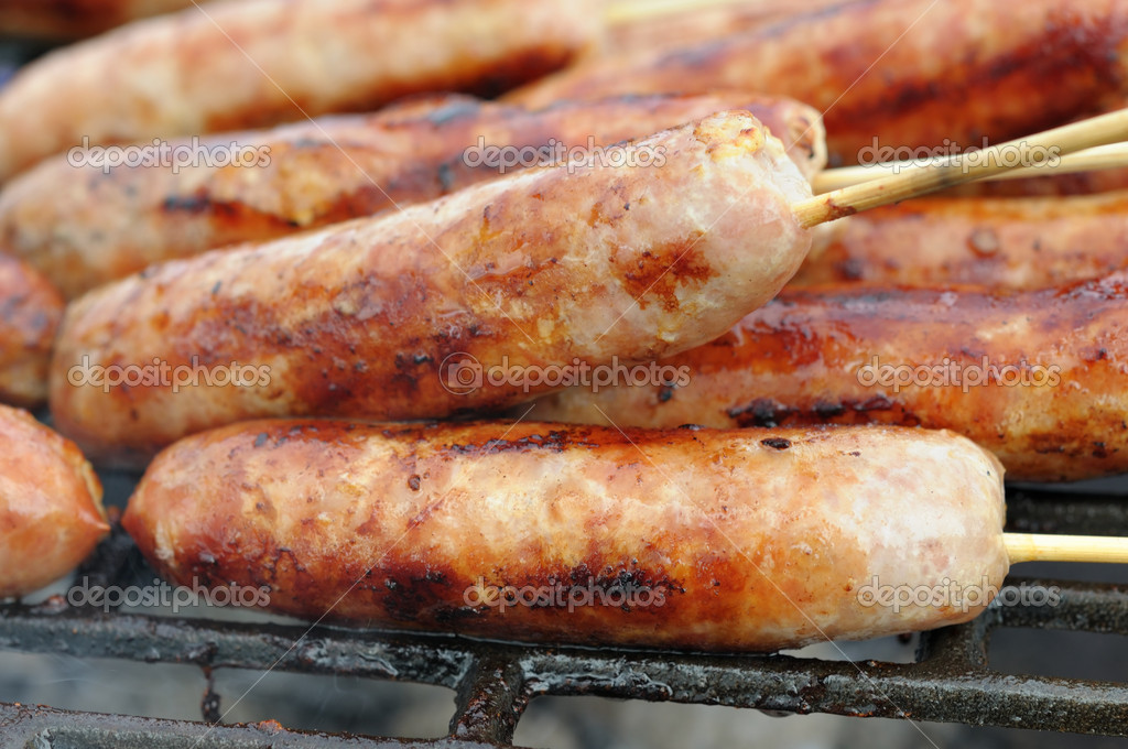 hot grilled spicy sausages | 图库照片 08 poissonenciel