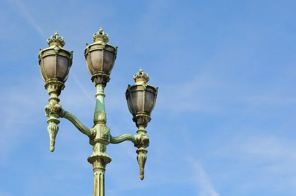 Lanterna velha no centro histórico de Bruxelas, Bélgica — Fotografia de Stock