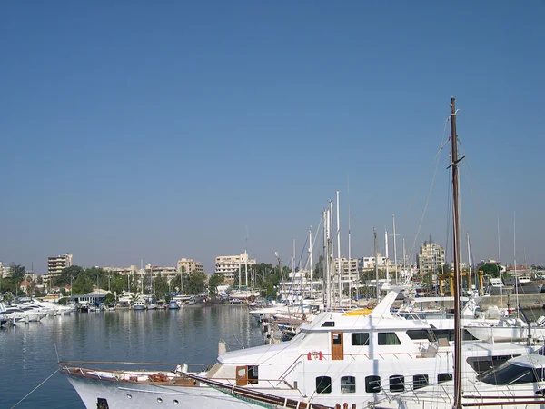 Przystań w miejscowości Larnaka, Cypr — Zdjęcie stockowe