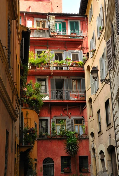 Calle en Roma, Italia — Foto de Stock