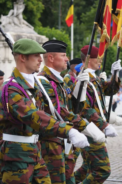 Belçika Milli Günü askeri geçit töreni — Stok fotoğraf