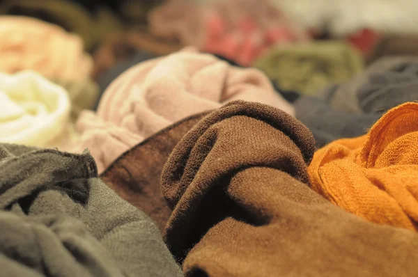 Échantillons de tissus de laine de différentes couleurs — Photo