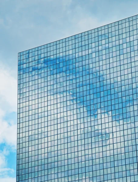 Clouds reflecting in windows — Stock Photo, Image