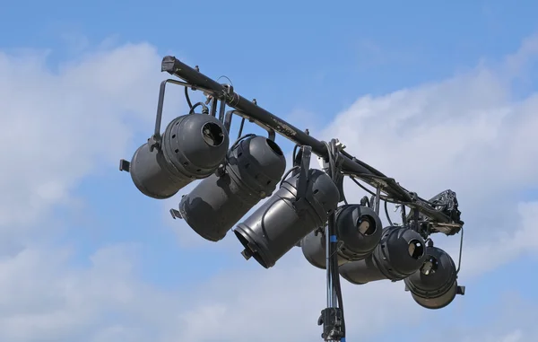 Kväll konsert på blå himmel bakgrund — Stockfoto