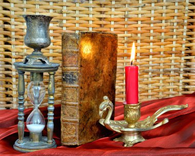 sihirli kitap, ateş mumu