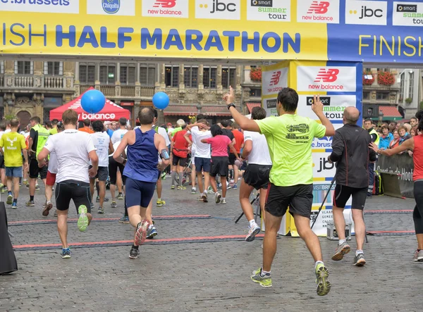 Brussel-marathon en halve marathon — Stockfoto