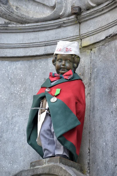 Manneken Pis awarded costume of the Guild of the Butchers — Stock Photo, Image