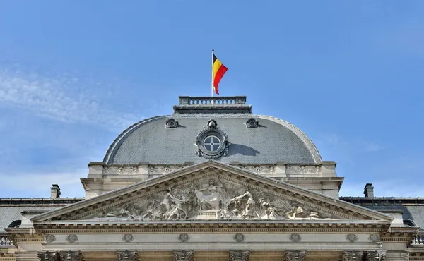 Haut du Palais Royal dans le centre historique de Bruxelles, Belgique — Photo