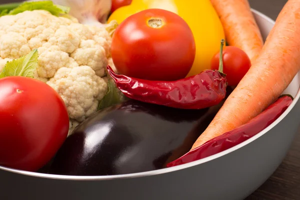 Fresh vegetables in a pot — Stock Photo, Image