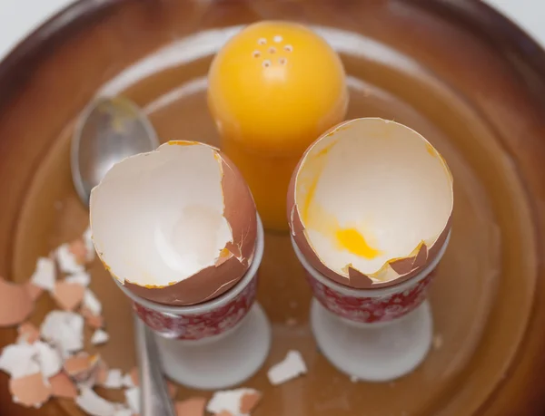 Huevos dejados después del desayuno — Foto de Stock