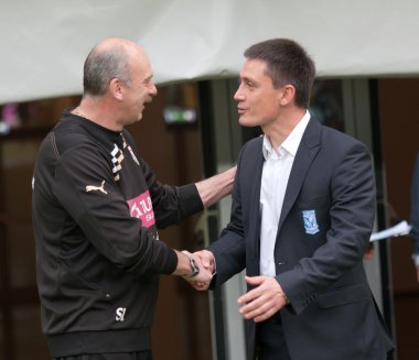 Wroclaw, Polonya - 6 Mayıs: stanislav levy ve mariusz rumak slask wroclaw vs lech poznan üzerinde 06 Mayıs 2013 yılında wroclaw, Polonya.