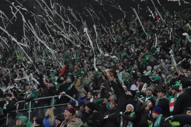 Wroclaw, Polonya - Aralık 07: maç arasında wks slask wroclaw ve legia warszaw, supportes slask Wroclaw 07 Aralık 2012 eylem Wroclaw, Polonya ekstraklasa t-mobile.