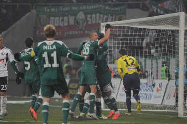 Wroclaw, Polonya - Aralık 07: maç t-mobile ekstraklasa wks slask wroclaw ve legia warszaw, wroclaw, Polonya 07 Aralık 2012 tarihinde gol gol sonra sevinç arasında.