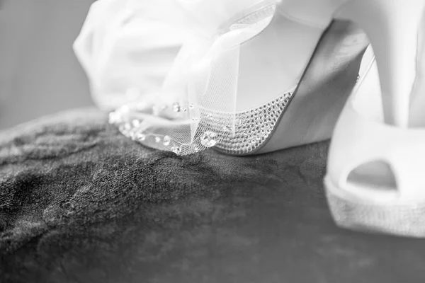 Fehér esküvői cipők — Stock Fotó