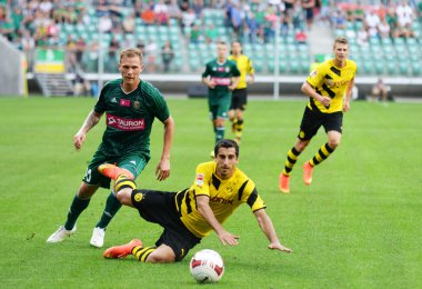 Wroclaw. Polonya - Ağustos 06: maç wks slask wroclaw ve borussia arasında dostça dortmund. henrikh mkhitaryan Ağustos 06, 2014 yılında wroclaw. Polonya.