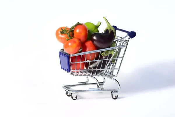 Trolley mit Gemüse — Stockfoto