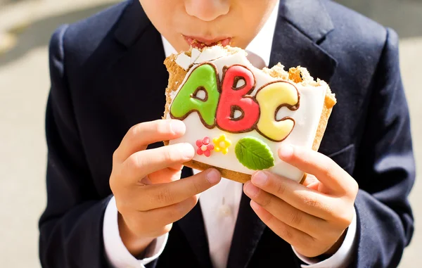 Schüler und Alphabet — Stockfoto