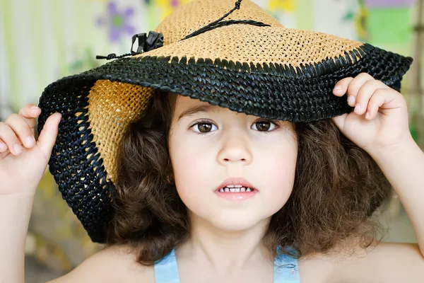 Baby in een hoed — Stockfoto