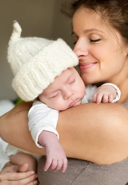 Mãe com seu bebê — Fotografia de Stock