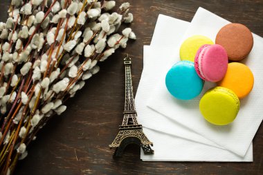 Raditional Fransız renkli macarons