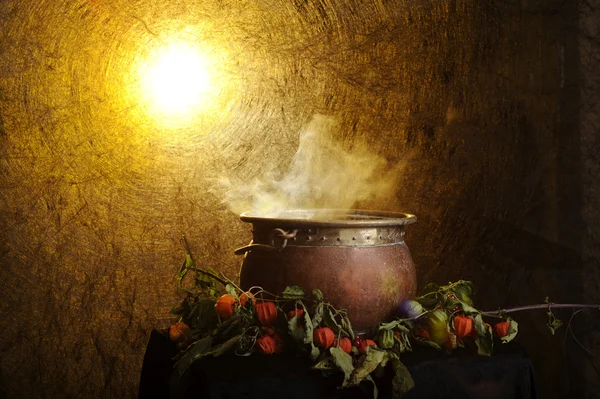 Boiling copper halloween cauldron — Stock Photo, Image