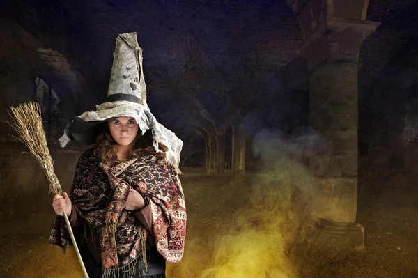 Halloween witch with hat and broom — Stock Photo, Image