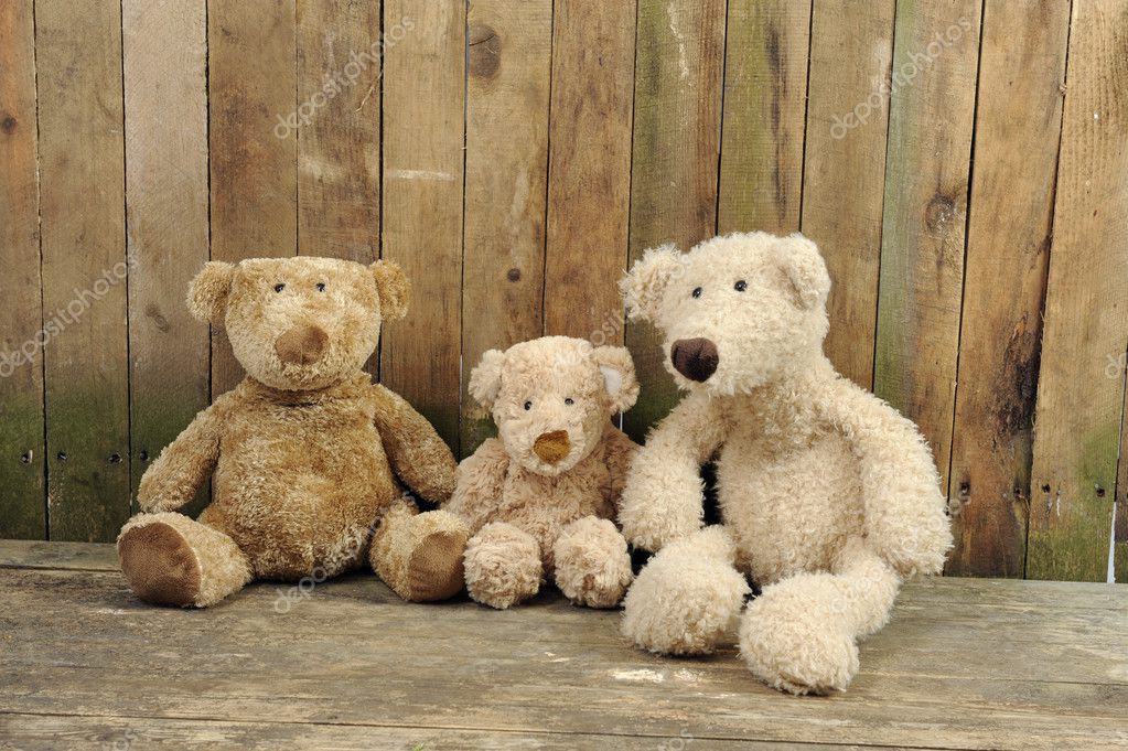 wooden teddy bears