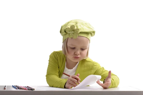 Niña dibujando con lápices —  Fotos de Stock