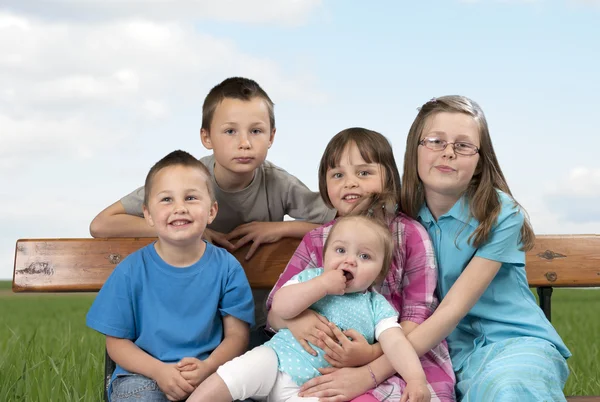 Glückliche Kinder — Stockfoto